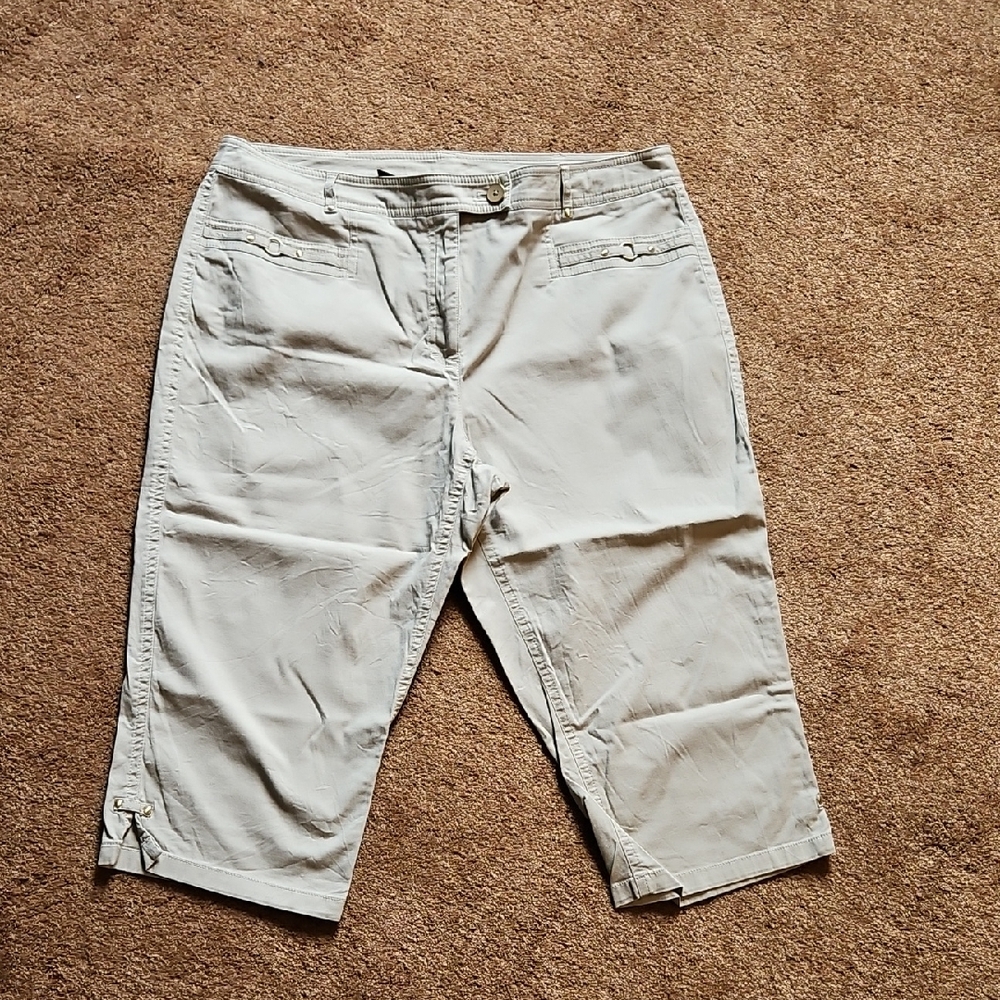 Conrad C Beige Capri Pants Size 14
